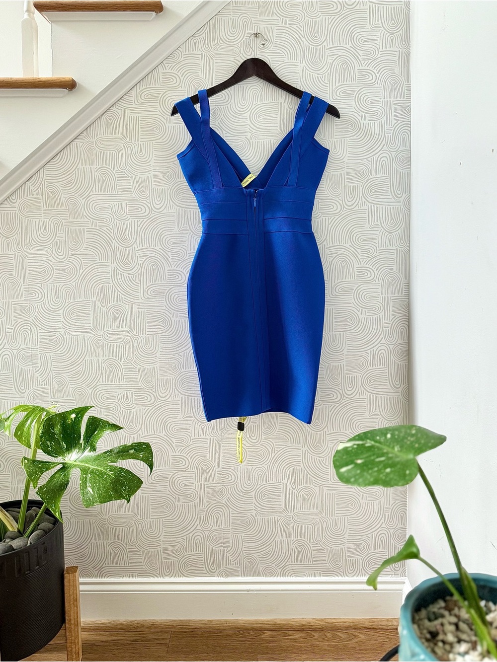 Women’s Aliava Knee Length Sexy Bodycon Date/Party Bandage Mini Dress S (NWT) - Picture 3 of 12